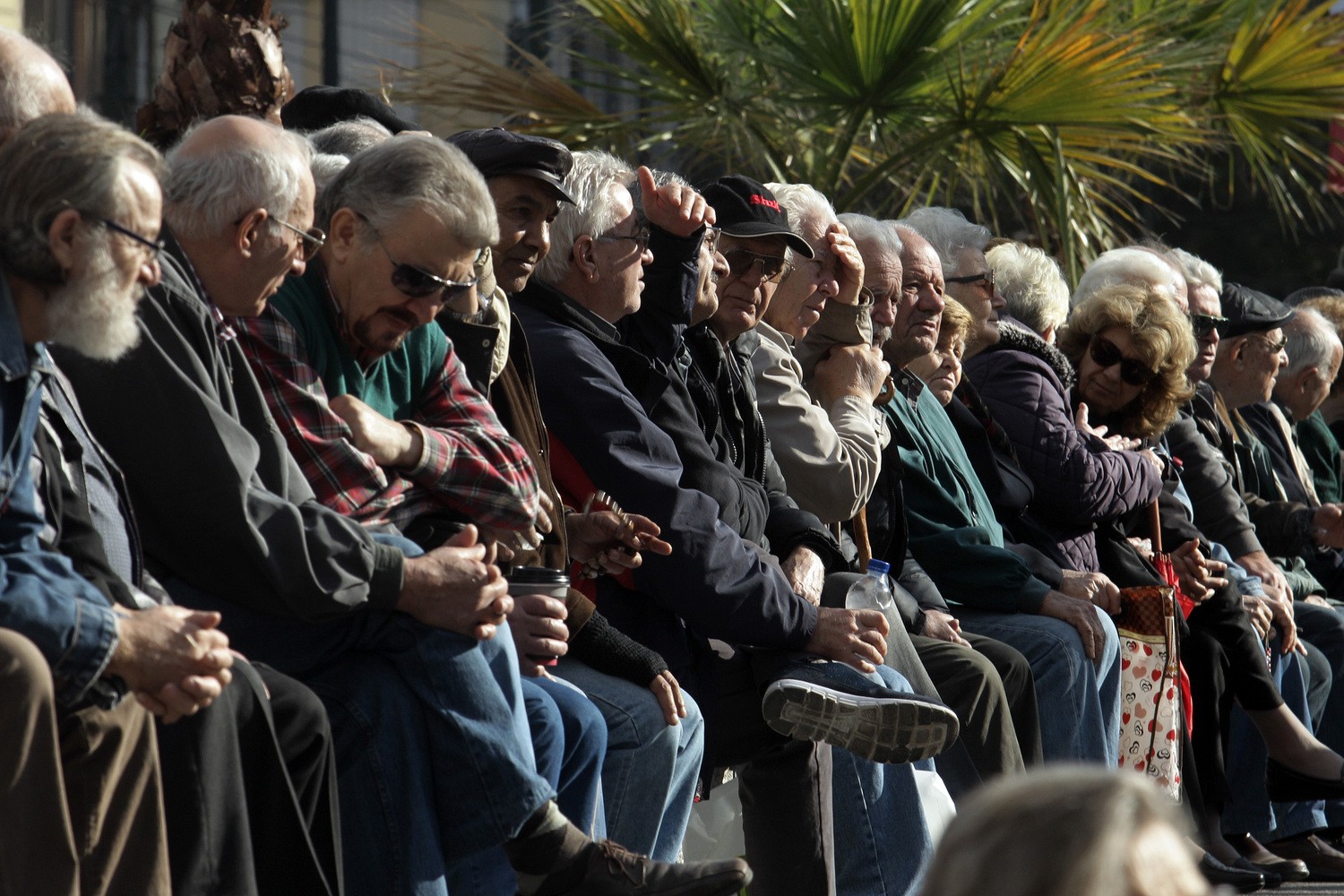 νέες μειώσεις συντάξεων